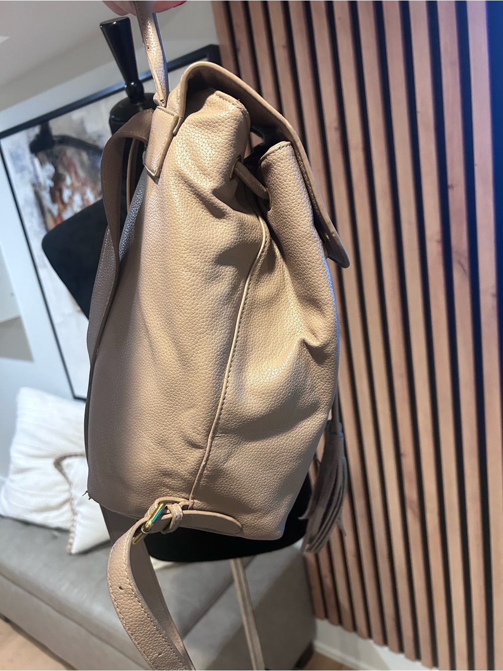 Gucci Pink Beige Leather Drawstring Backpack with Gold GG - Picture 4 of 6